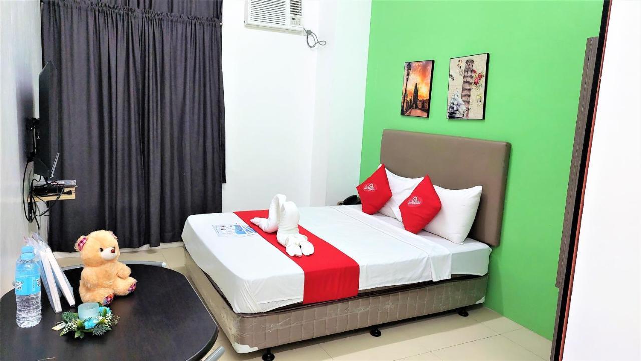 Spiral Suites Hotel Кесон-Сіті Екстер'єр фото