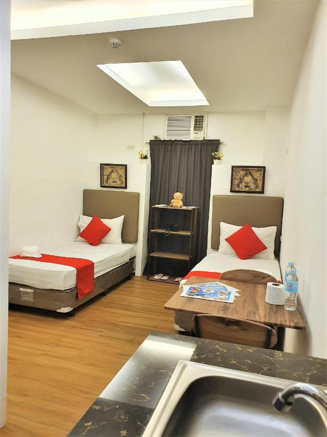 Spiral Suites Hotel Кесон-Сіті Екстер'єр фото