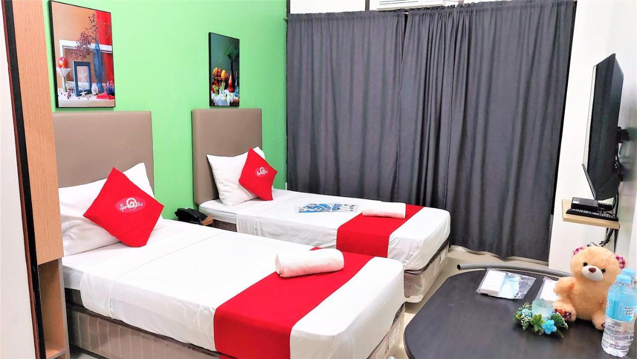 Spiral Suites Hotel Кесон-Сіті Екстер'єр фото