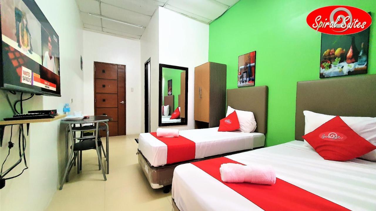 Spiral Suites Hotel Кесон-Сіті Екстер'єр фото