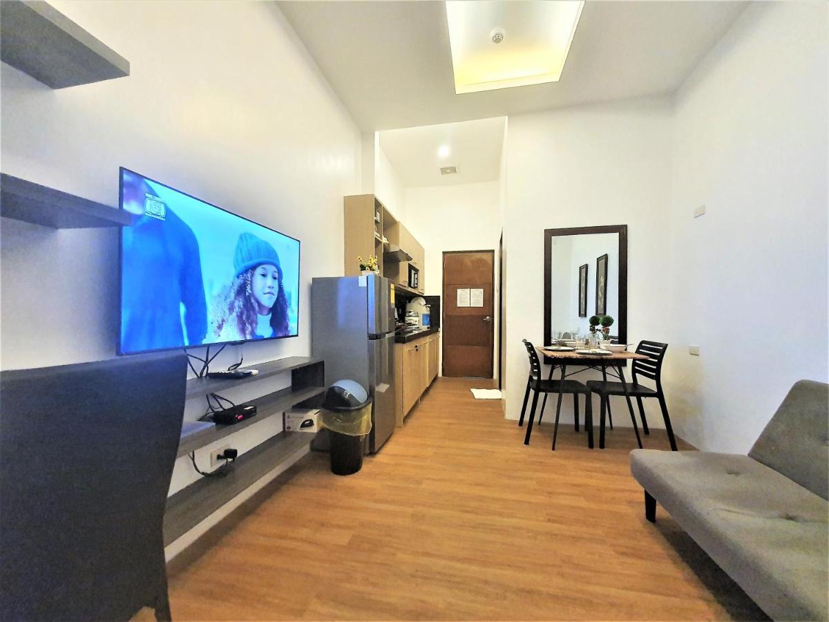 Spiral Suites Hotel Кесон-Сіті Екстер'єр фото