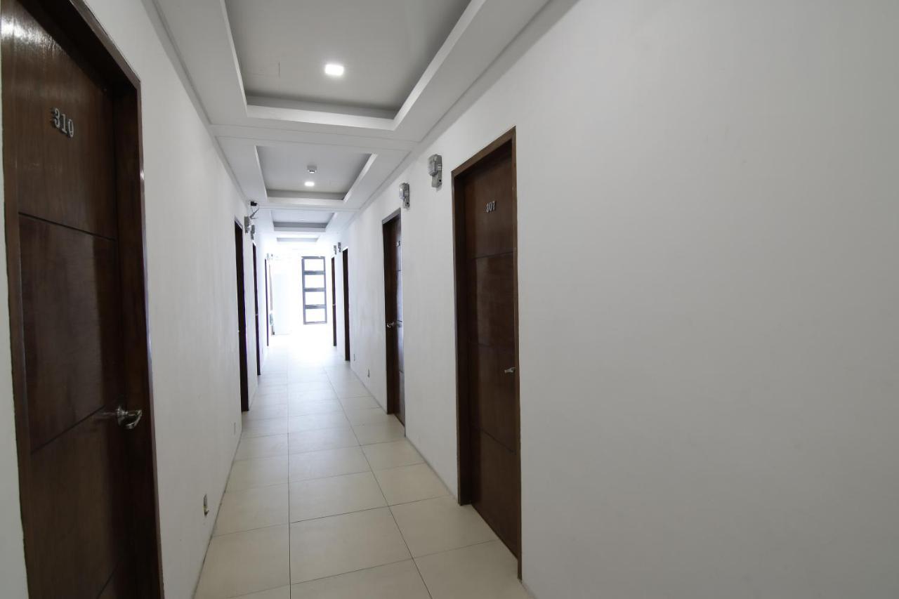 Spiral Suites Hotel Кесон-Сіті Екстер'єр фото